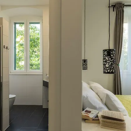 Seabed Guest house