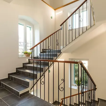 Seabed Konukevi Split